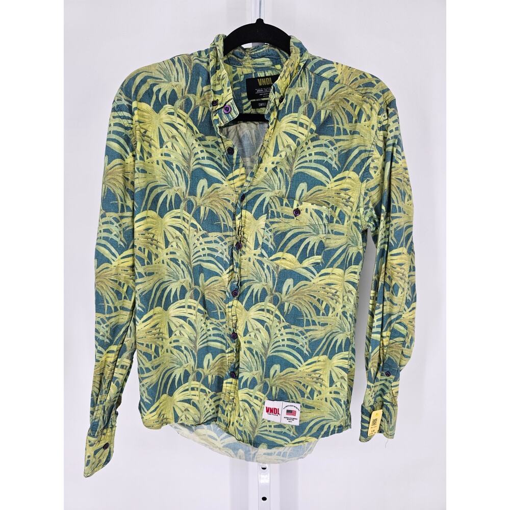 VNDL Vandal Collective Mens Sz S Long Sleeve Button Up Shirt Palm Leaf Print